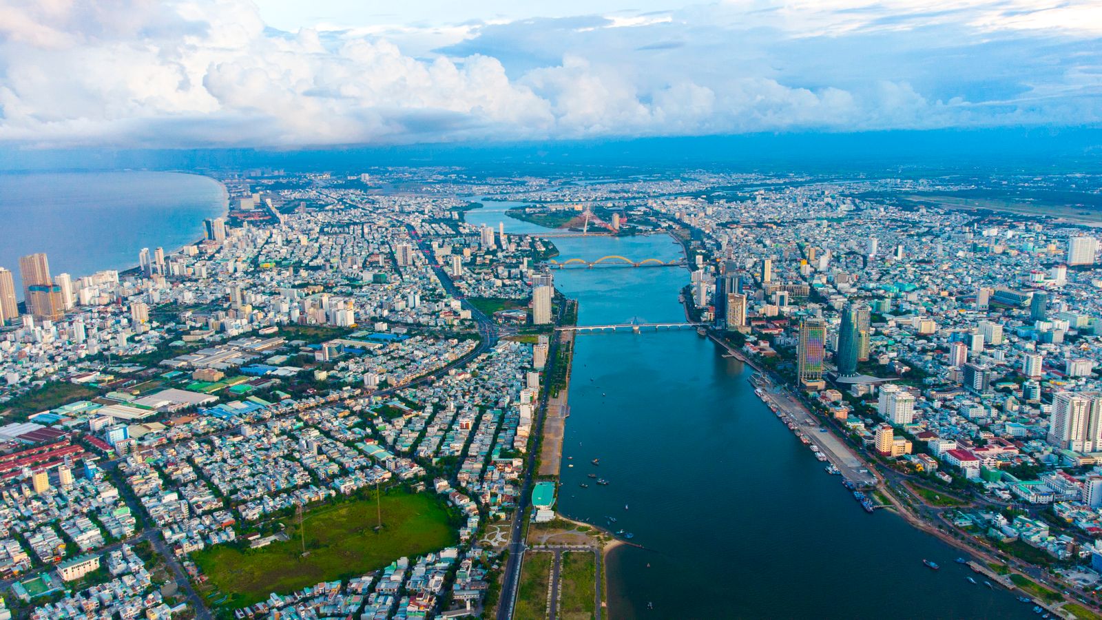 Đà Nẵng nhìn từ trên cao